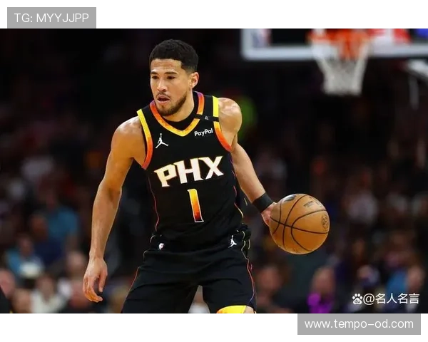 德文·布克挡拆拉开空间，较上季提升关键回合效率