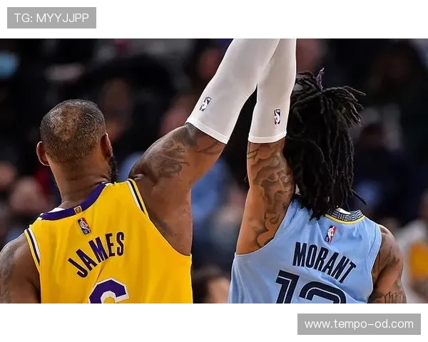 德斯蒙德·班恩无球掩护助力得分爆发，三分效率超越队友关键时刻表现更佳