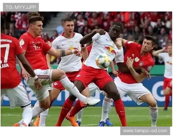 拜仁慕尼黑关键战表现波动，球队问题显现并对赛季争冠形势产生影响